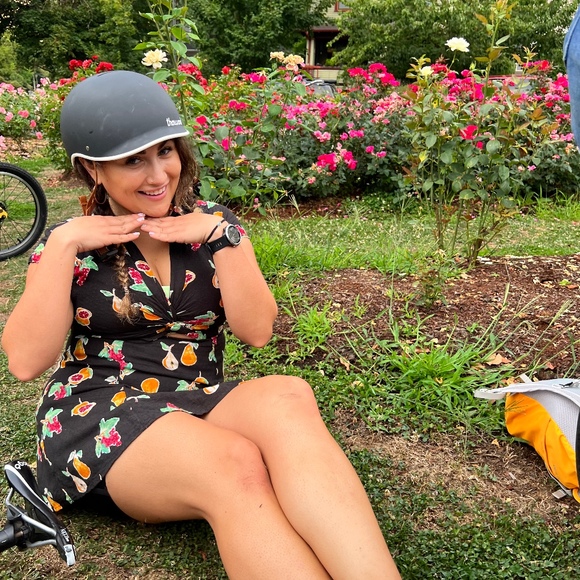 Meet your Posher, Posh - Picture 1 of 1